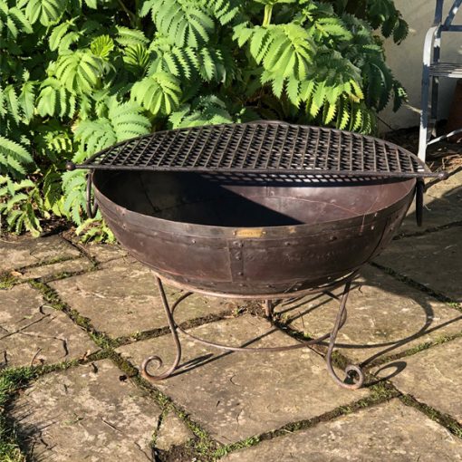 Kadai Fire Pit with Half Moon Mesh BBQ Rack Lifestyle - Firepits UK - Lo Res 600x600