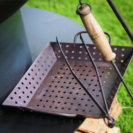 Tongs - Fire Pit - Lifestyle tongs on veg tray on fire pit - Firepits UK - WEB 600x600 - Lo Res