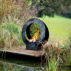 Vertical Fire Ring 120 - lit on lake - Lifestyle - LoRes600x600380