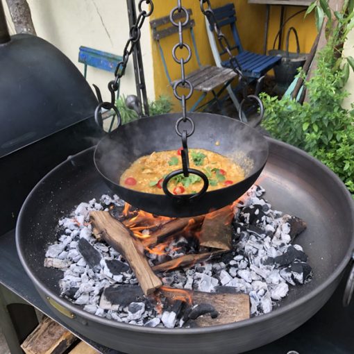 Complete Outdoor Kitchen Fire Pit with Cooking Bowl of Curry Close Up - Lifestyle - Firepits UK - WEB - Lo Res 600x600
