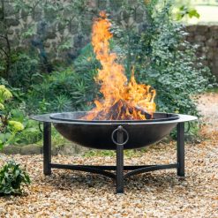 Saturn fire pit lit on gravel - Lifestyle - Firepits UK - LoRes600x600 316
