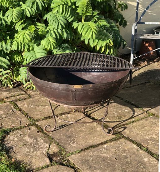 Kadai 80 Fire Pit with Half Moon Mesh BBQ Rack Lifestyle - Firepits UK - WEB - Lo Res