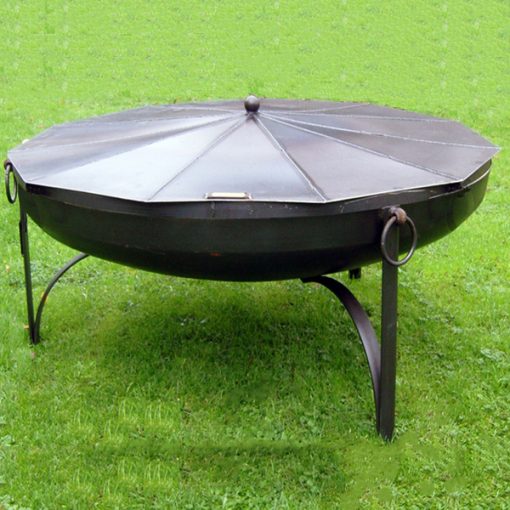 Snuffer Lid - Fire Pit - Lifestyle - Firepits UK - WEB 600x600 - Lo Res