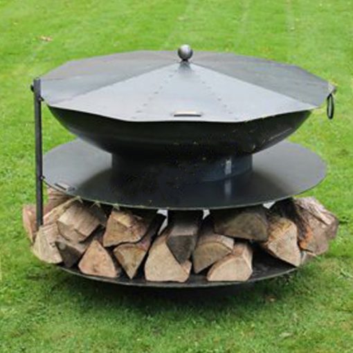 Snuffer Lid - Ring of Logs Fire Pit - Lifestyle - Firepits UK - WEB 600x600 - Lo Res