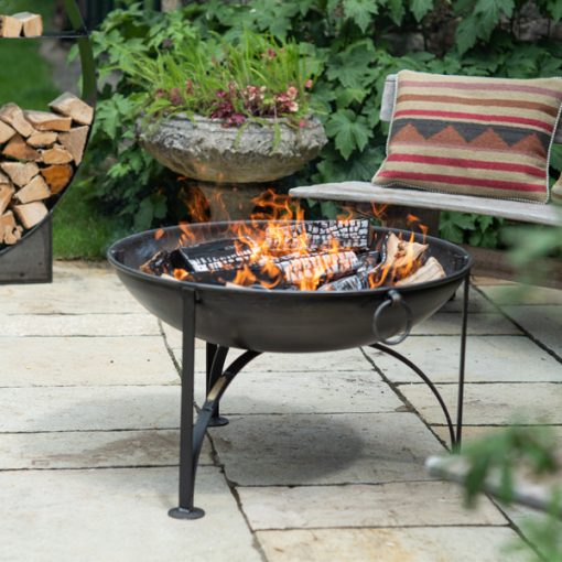 BBQ King 80 - Fire Pit - Lifestyle no swing arms - Firepits UK - WEB 600x600 - Lo res