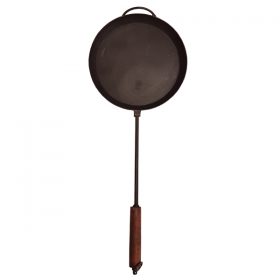 Long Handled Pan 28 - Firepits UK - CUT OUT - L0 Res