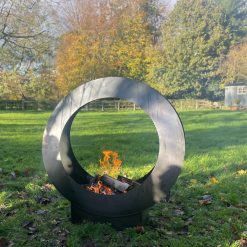 Love Your Weekend with Alan Titchmarsh featuring The Vertical Fire Ring 120 Fire Pit