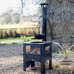 Medium Outdoor Wood Burner BBQ - Lifestyle lit - Firepits UK - WEB 600x600 - Lo Res