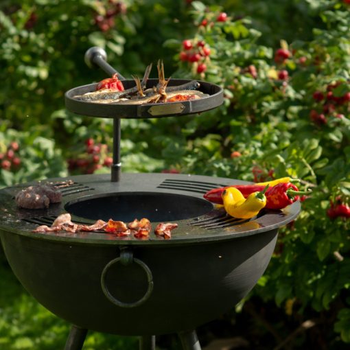 Sizzler Fire outdoor cooking pit